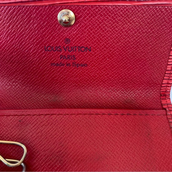 Louis Vuitton Epi Key Holder Red Authentic - Picture 17 of 17